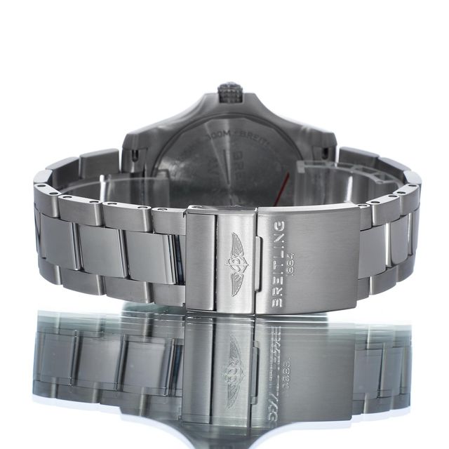 Breitling Avenger Automatic 45 A32395 Image 3